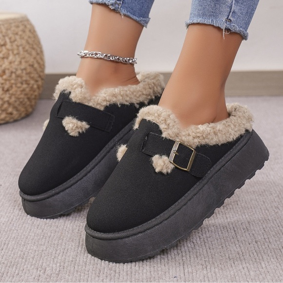 BOUTIQUE Faux Fur Shearling Thermal Fuzzy Buckle Platform Slippers, in Caramel - Picture 10 of 12